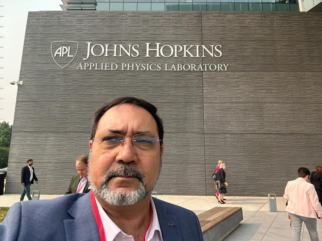 Vizita Centrul John Hopkins